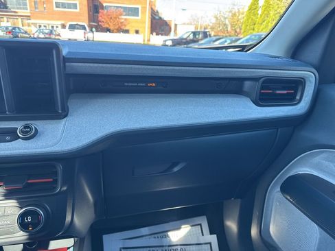 Used 2022 Ford Maverick XLT image 35