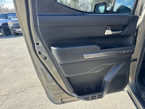 Used 2025 Toyota Tacoma TRD Sport image 27