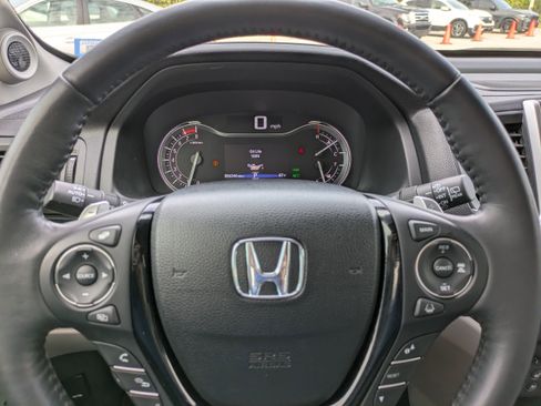 Used 2018 Honda Pilot Elite image 26