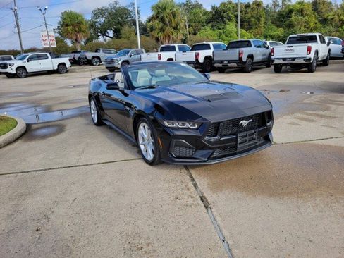 Used 2024 Ford Mustang GT Premium image 10