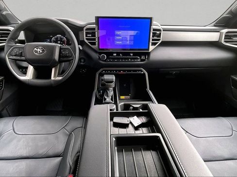 Used 2026 Toyota Tundra Limited AWD/4WD image 9