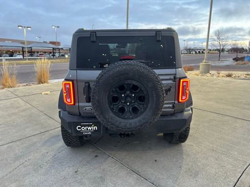 Used 2024 Ford Bronco Wildtrak image 7