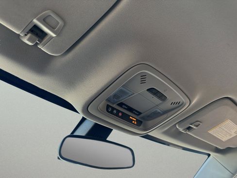 Used 2020 Chevrolet Traverse LT w/ LPO, Floor Liner Package image 37