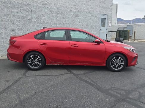 Used 2024 Kia Forte LXS image 2