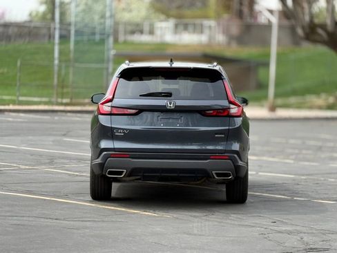 Used 2023 Honda CR-V Sport Touring image 6