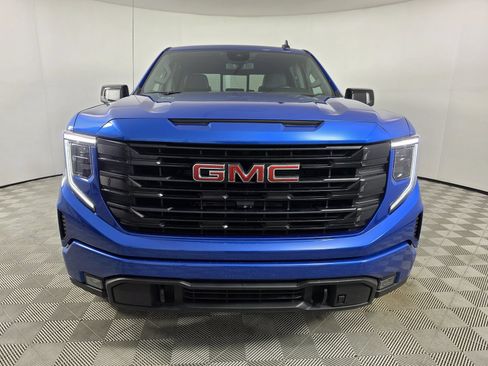 Used 2023 GMC Sierra 1500 Elevation w/ Elevation Premium Package AWD/4WD image 2