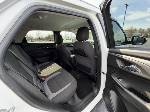 Used 2021 Chevrolet TrailBlazer LT AWD/4WD image 13