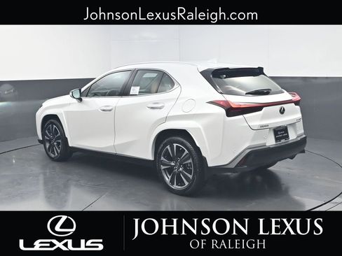 New 2025 Lexus UX 300h FWD image 7