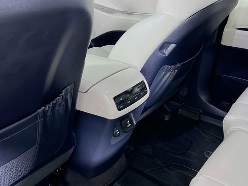 Used 2022 Hyundai Palisade SEL w/ 8P Bench Seat Package image 27