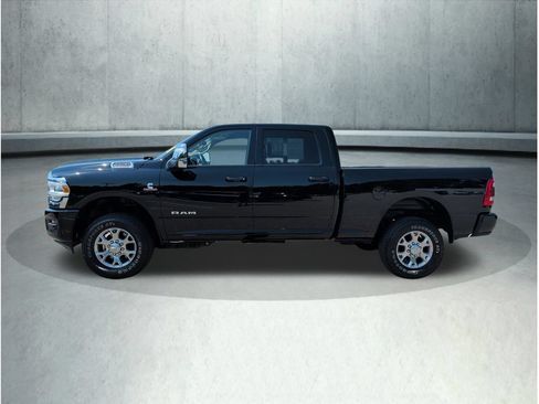 Used 2024 RAM 2500 Laramie w/ Safety Group AWD/4WD image 2
