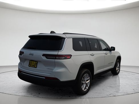 New 2026 Jeep Grand Cherokee L 4WD image 13
