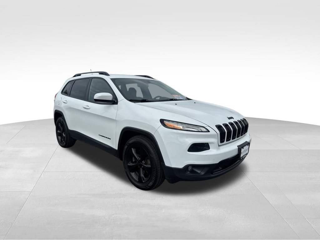 Used 2015 Jeep Cherokee Latitude w/ Cold Weather Group AWD/4WD image 9