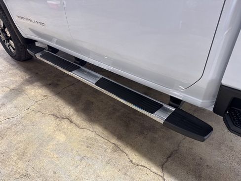 New 2026 GMC Sierra 3500 Denali w/ Denali Reserve Package image 11