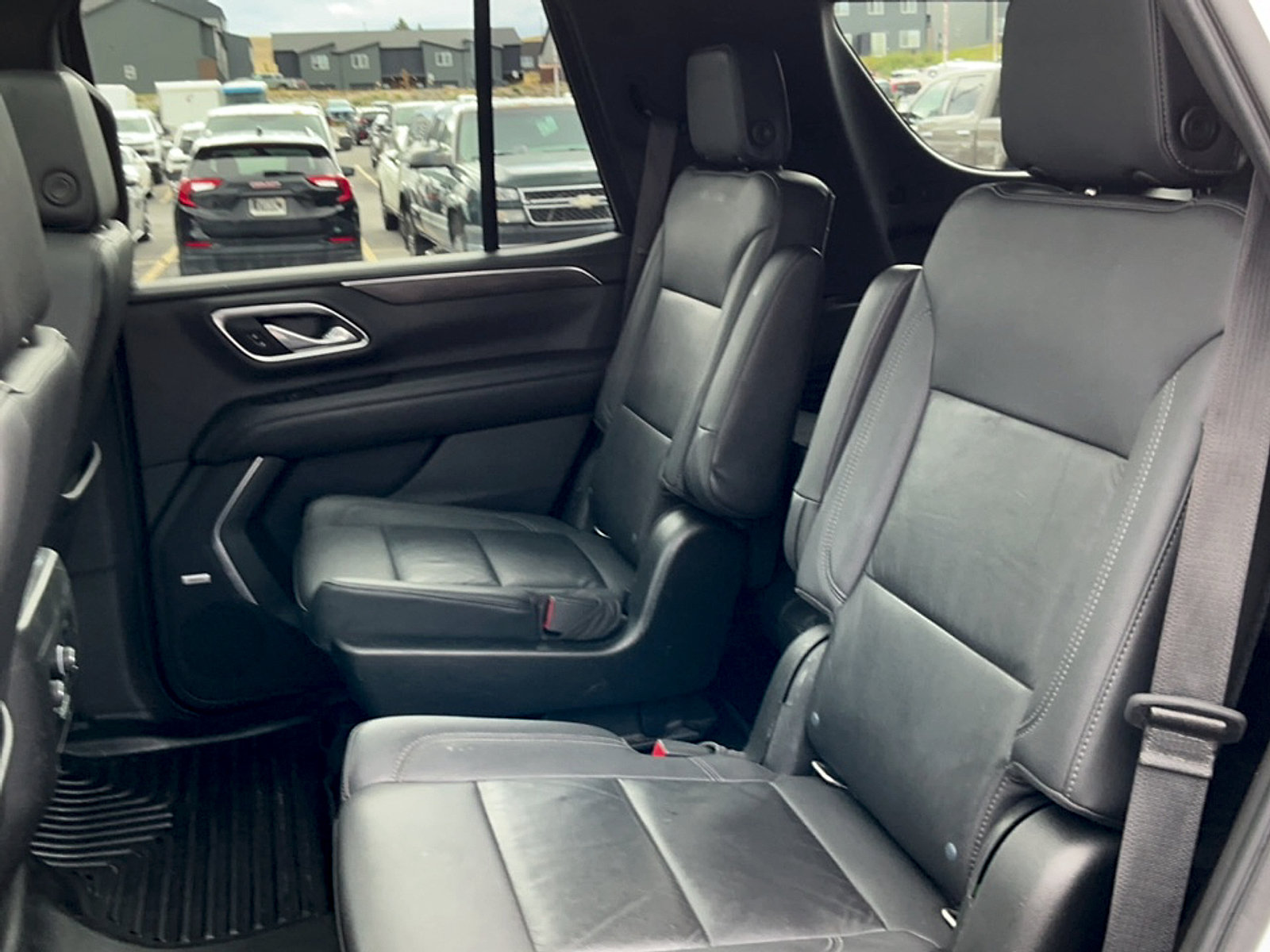 Used 2021 Chevrolet Tahoe LT w/ LT Signature Package AWD/4WD image 20