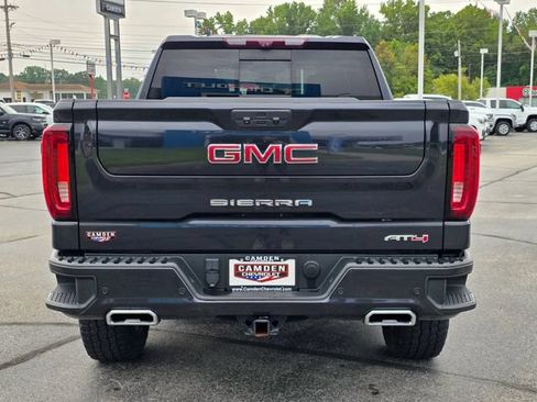 Used 2023 GMC Sierra 1500 AT4 w/ AT4 Premium Package AWD/4WD image 11