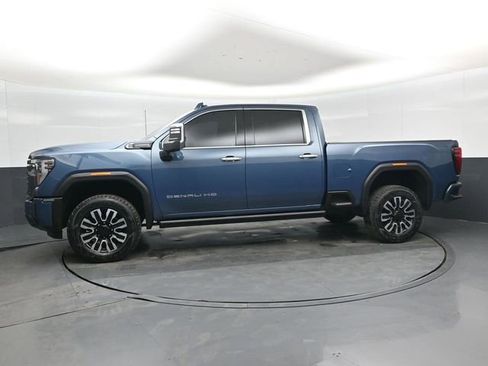 Used 2024 GMC Sierra 2500 Denali Ultimate AWD/4WD image 7