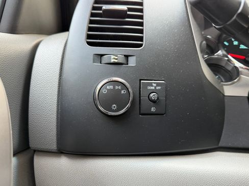 Used 2011 GMC Sierra 2500 SLE image 18