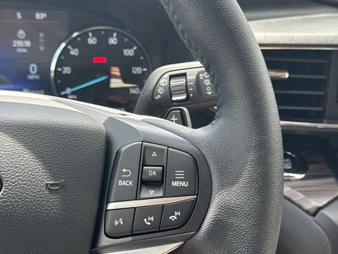 Used 2020 Ford Explorer Limited RWD image 26