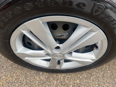 Certified 2023 Nissan Kicks S w/ Interior Electronics Package image 40