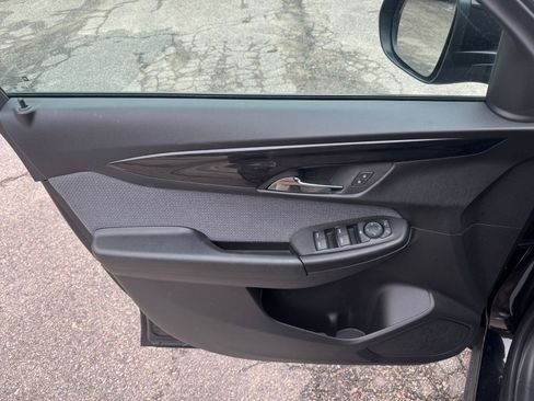 Used 2025 Chevrolet TrailBlazer LT image 18