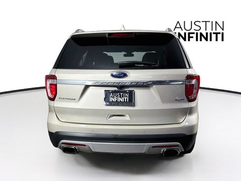 Used 2017 Ford Explorer Platinum AWD/4WD image 6