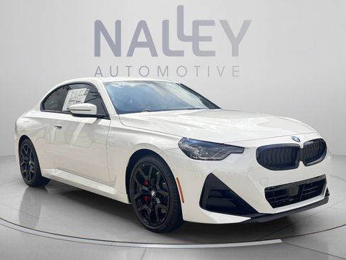 Used 2026 BMW 230i xDrive Coupe w/ Premium Package AWD/4WD image 5