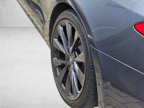 Used 2021 Tesla Model S Performance image 13