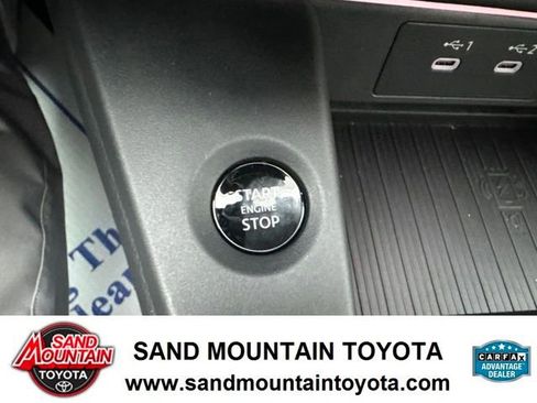 Used 2026 Nissan Sentra SR w/ SR Premium Package FWD image 19