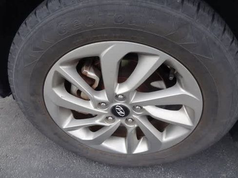 Used 2017 Hyundai Tucson SE image 21