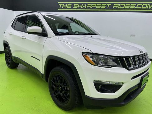 Used 2019 Jeep Compass Latitude w/ Popular Equipment Group AWD/4WD image 2