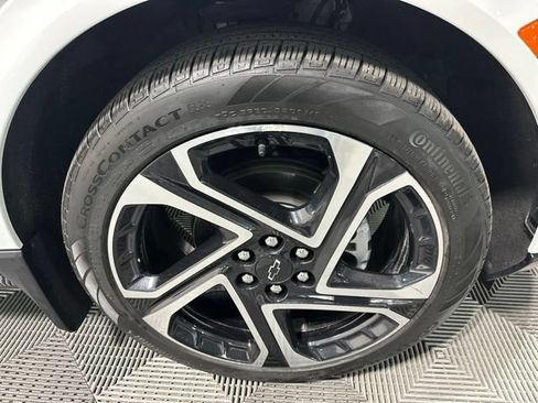 Used 2024 Chevrolet Equinox EV LT w/ Active Safety Package 3 FWD image 9