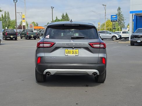Used 2025 Ford Escape Active FWD image 8