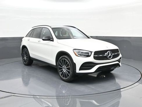Used 2021 Mercedes-Benz GLC 300 image 22