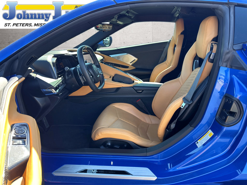 Used 2020 Chevrolet Corvette Stingray Preferred Cpe w/ 2LT Preferred Equipment Group RWD image 9