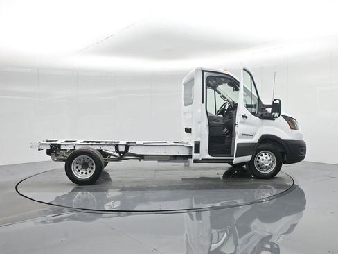 New 2026 Ford Transit 350 RWD image 4
