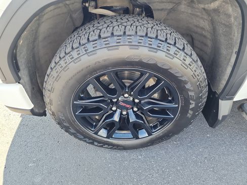 Certified 2026 GMC Sierra 1500 Elevation w/ Elevation Premium Package AWD/4WD image 38