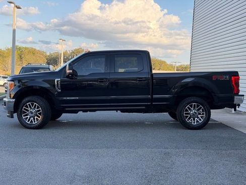 Used 2019 Ford F250 Lariat w/ Lariat Ultimate Package image 3