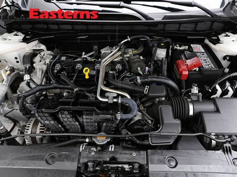 Used 2023 Nissan Altima 2.5 SR w/ SR Premium Package AWD/4WD image 7