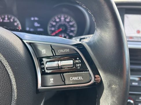 Used 2019 Kia Optima EX image 18