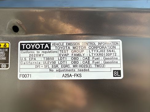 Used 2020 Toyota RAV4 LE FWD image 37