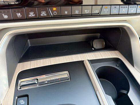 New 2026 MAZDA CX-90 Plug-In Hybrid w/ Premium Plus image 33