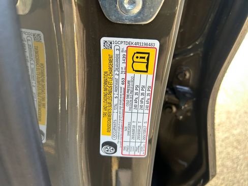 Used 2024 Chevrolet Colorado Z71 w/ Z71 Convenience Package 2 image 34