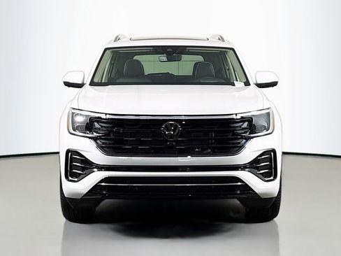 New 2026 Volkswagen Atlas SEL Premium R-Line AWD/4WD image 2