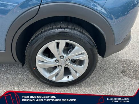 New 2026 Buick Encore GX Preferred w/ Advanced Technology Package FWD image 9