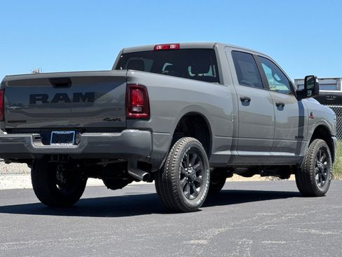 New 2026 RAM 2500 Big Horn AWD/4WD image 3