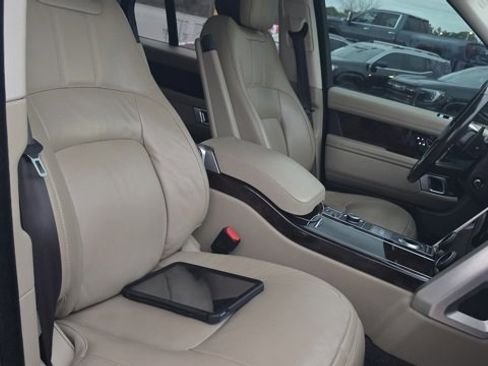 Used 2020 Land Rover Range Rover image 5