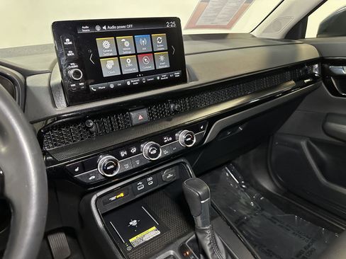Used 2025 Honda CR-V EX-L image 28