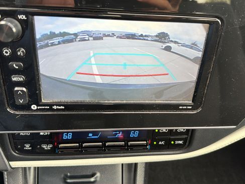 Used 2018 Toyota Corolla iM w/ Carpet Mat Package (TMS) FWD image 5