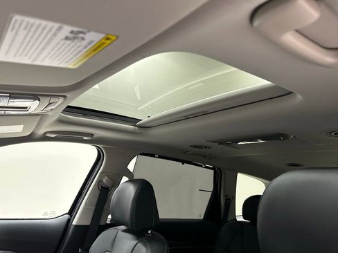 New 2025 Kia Telluride EX w/ EX Captain's Chair Package image 24