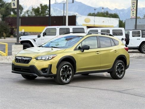 Used 2023 Subaru Crosstrek 2.0i AWD/4WD image 3